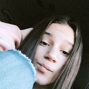 Meet your Posher, Jade